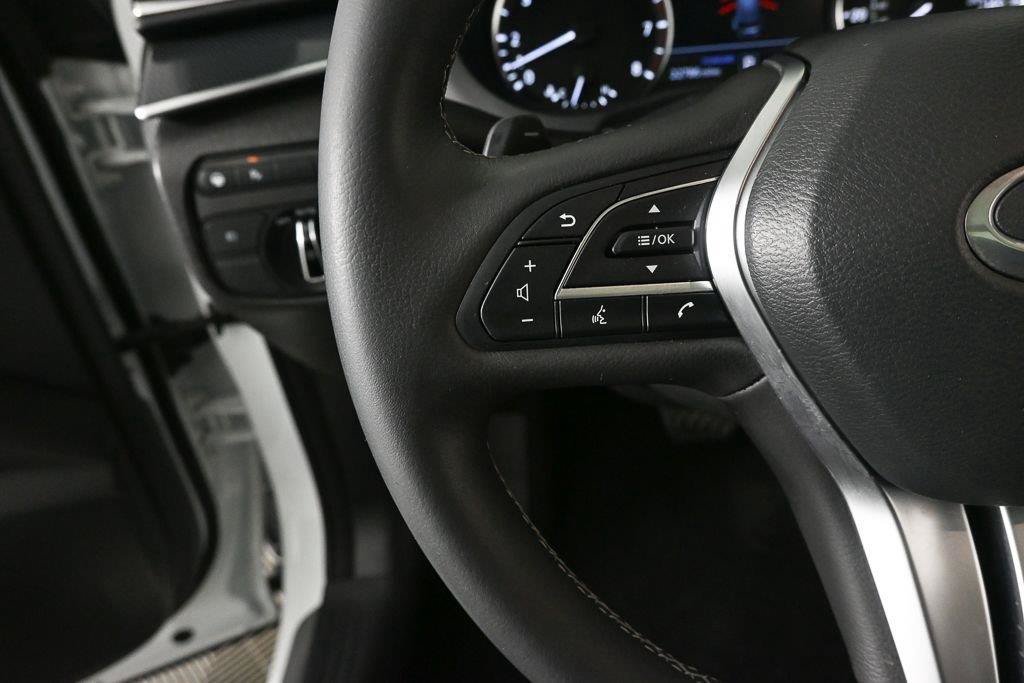 Used 2023 INFINITI QX50 Sport FWD image 11