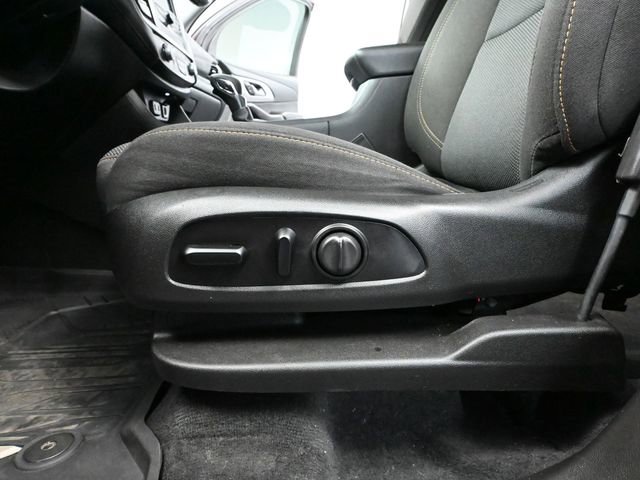 Used 2021 Chevrolet Traverse LT image 22