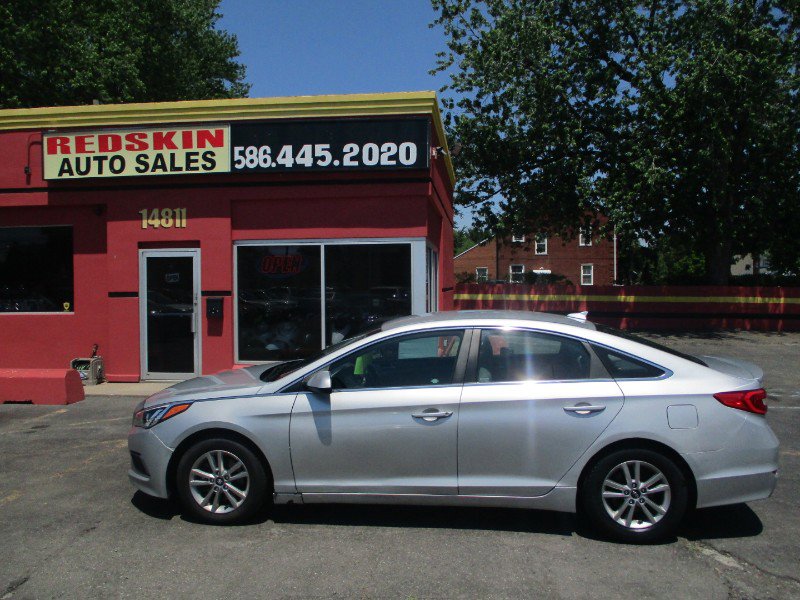 Used 2016 Hyundai Sonata SE image 4