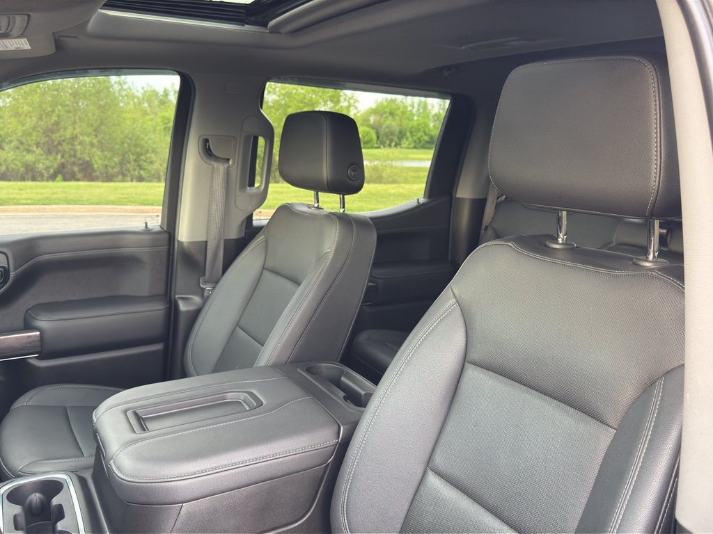 Used 2021 Chevrolet Silverado 1500 LTZ w/ LTZ Premium Package AWD/4WD image 19