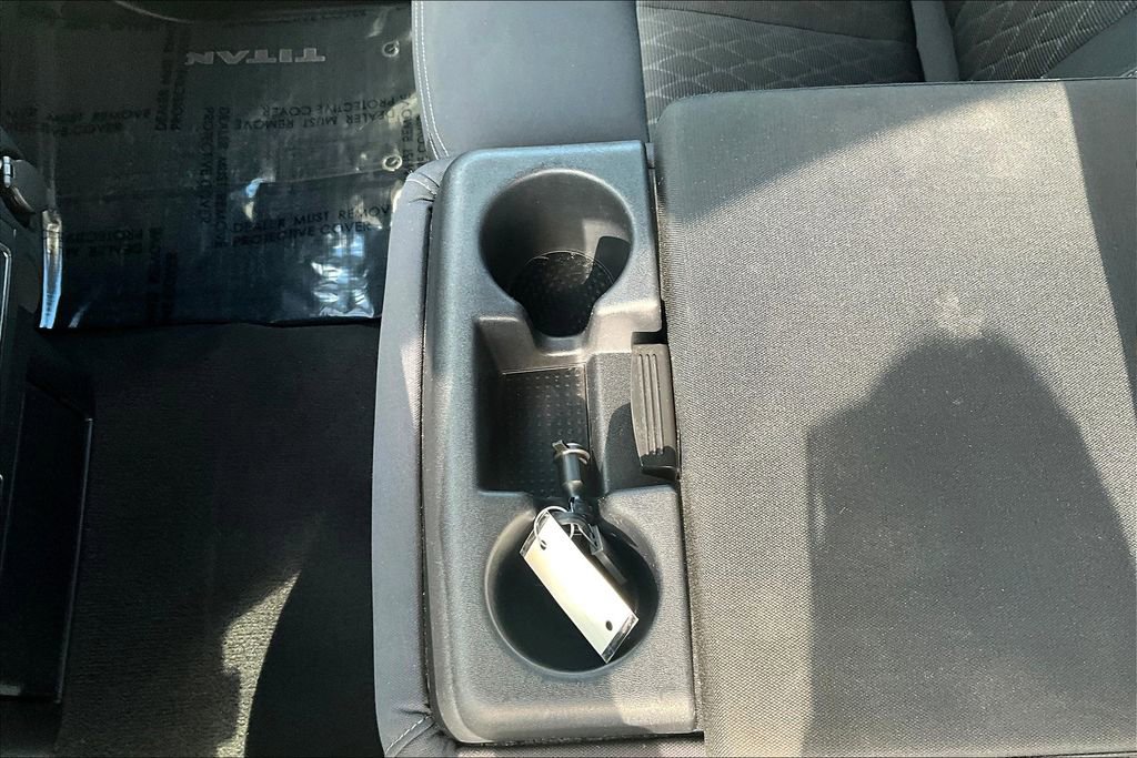 Used 2023 Nissan Titan SV image 17