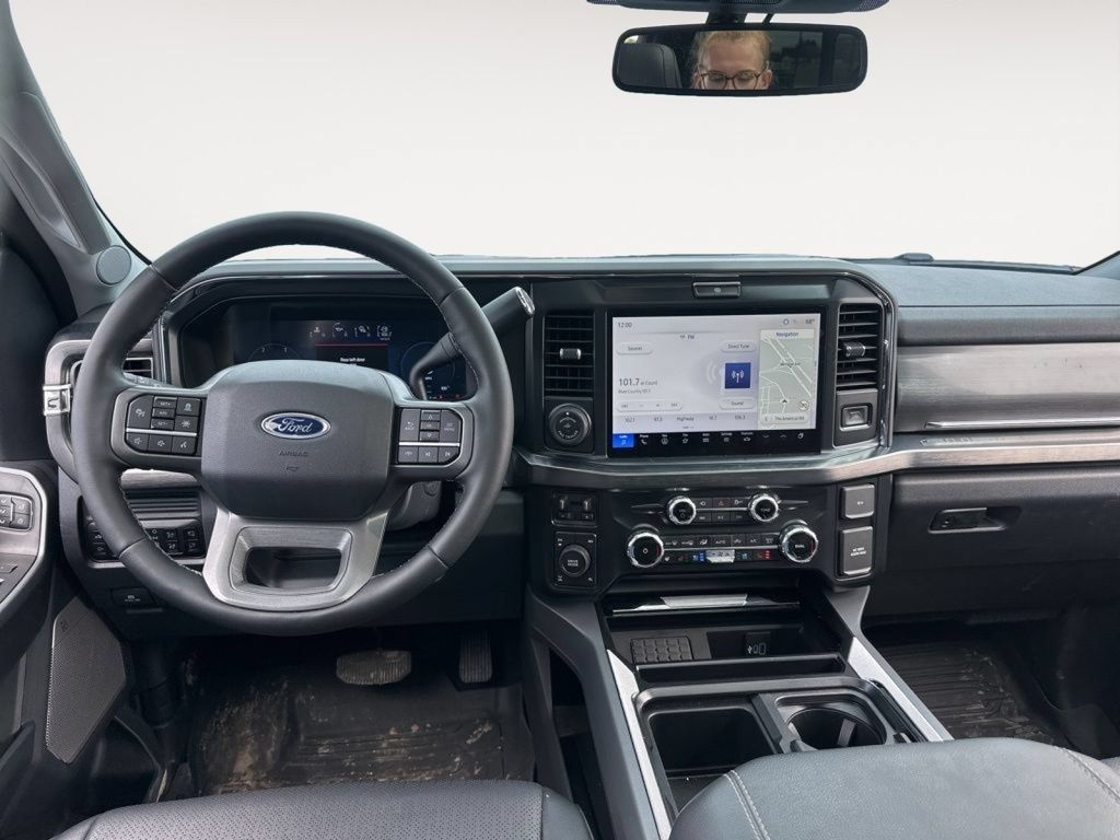 Used 2025 Ford F250 Lariat w/ Lariat Ultimate Package AWD/4WD image 28
