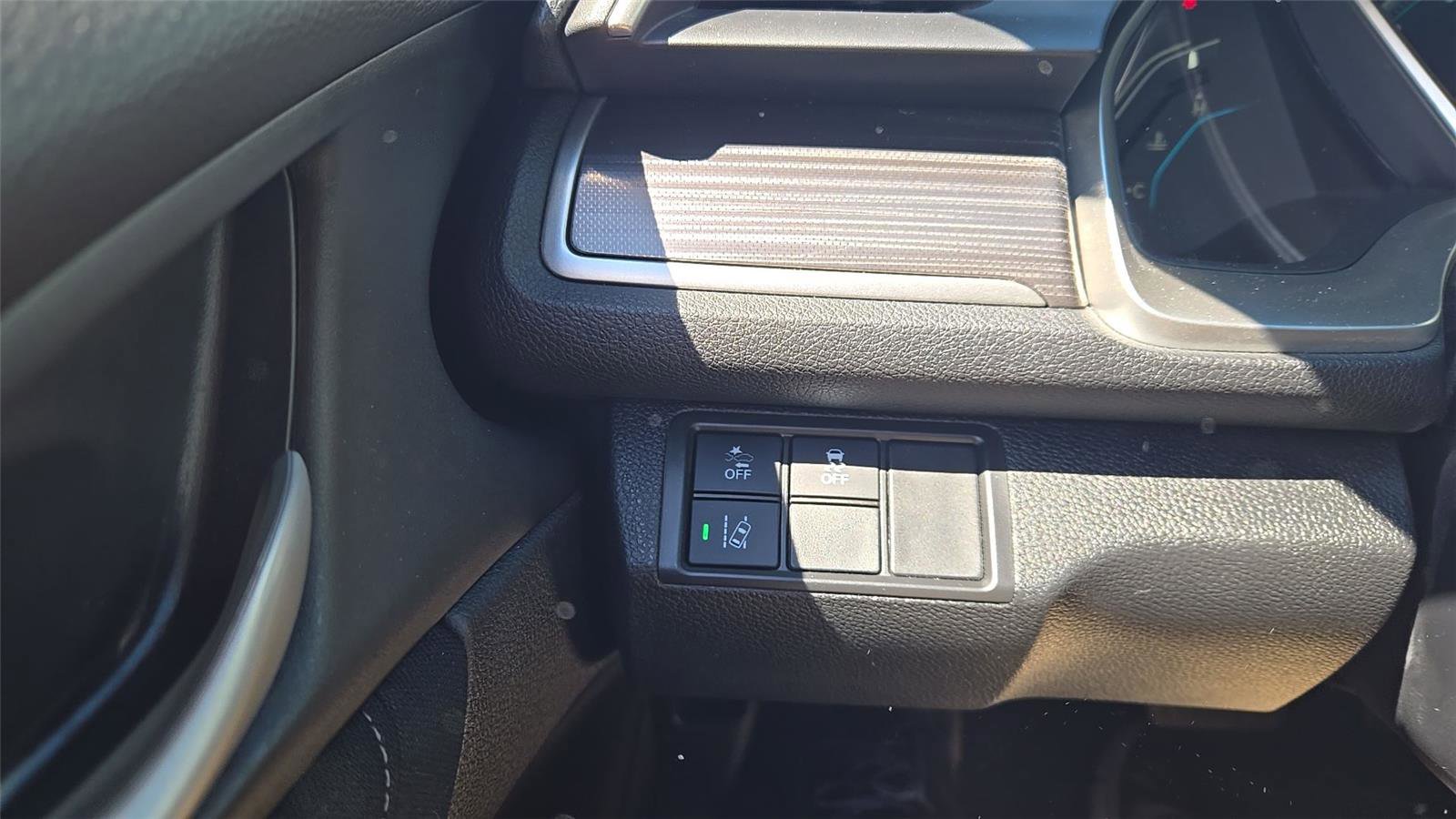 Used 2020 Honda Civic EX image 18