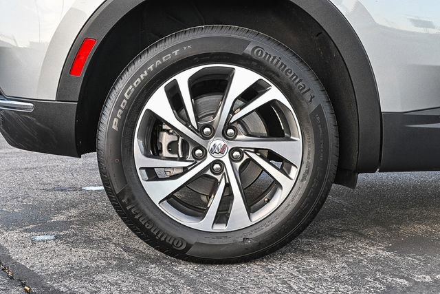 Used 2023 Buick Envision Essence image 11