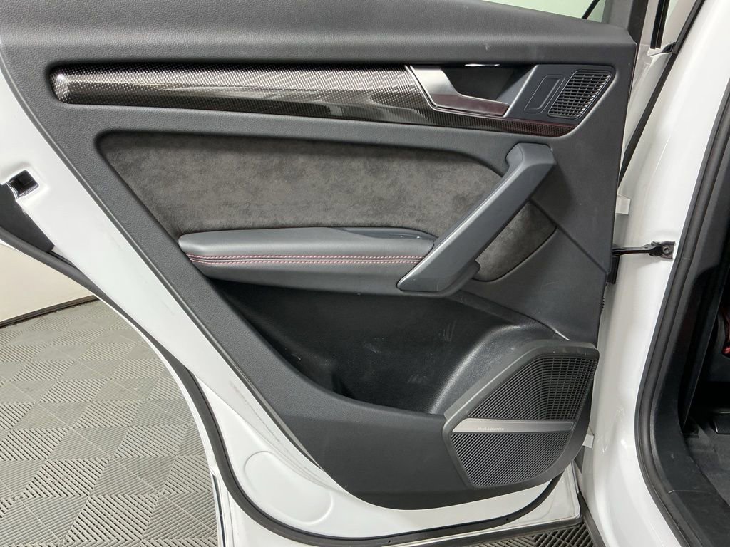 Used 2024 Audi SQ5 Premium Plus w/ Premium Plus Package image 24