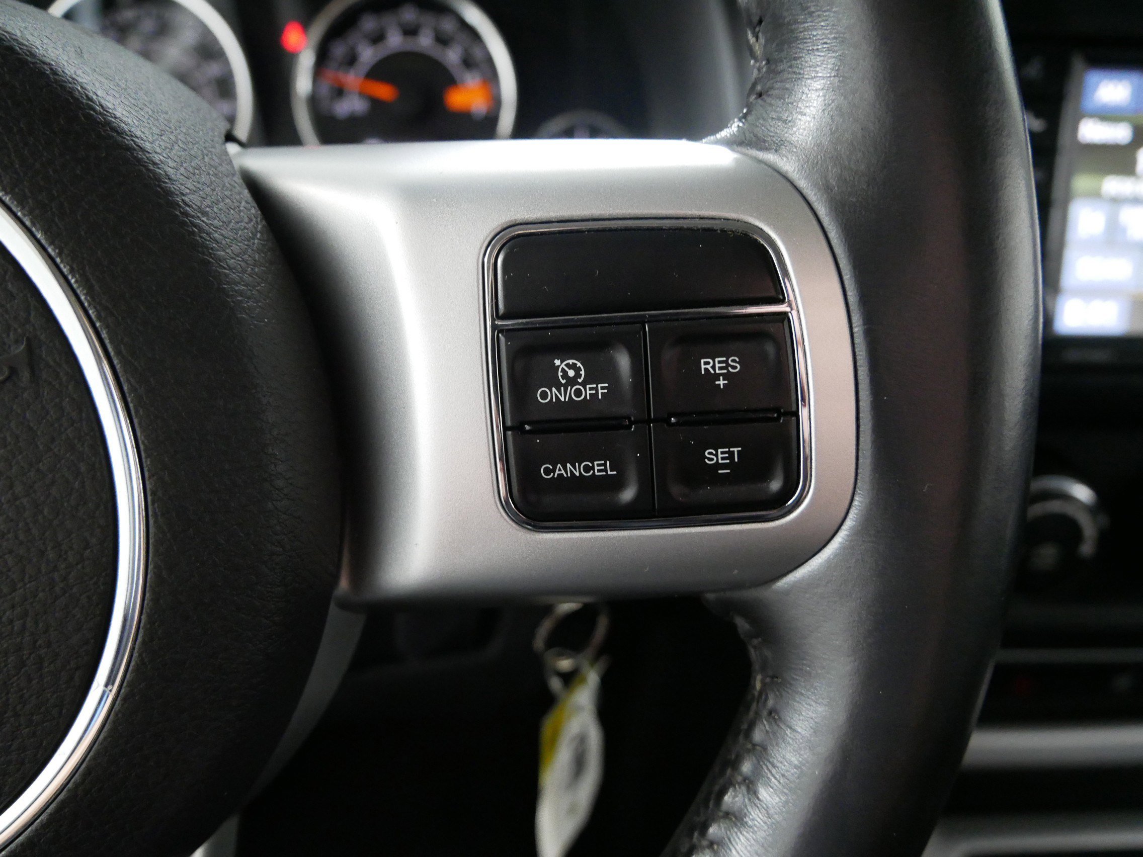 Used 2017 Jeep Compass Latitude image 28
