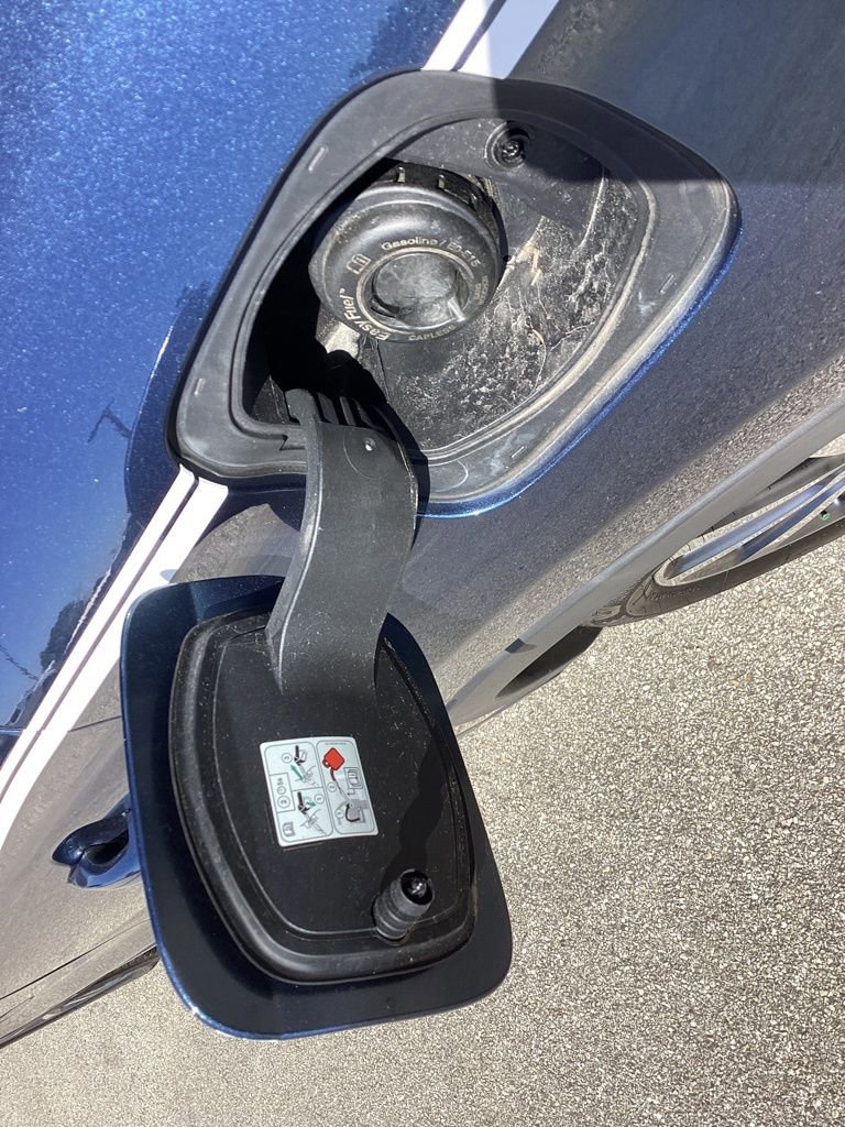 Used 2019 Lincoln Nautilus Select image 18