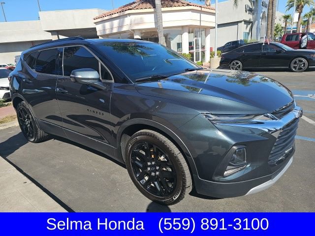 Used 2020 Chevrolet Blazer LT w/ Sound & Technology Package AWD/4WD image 3