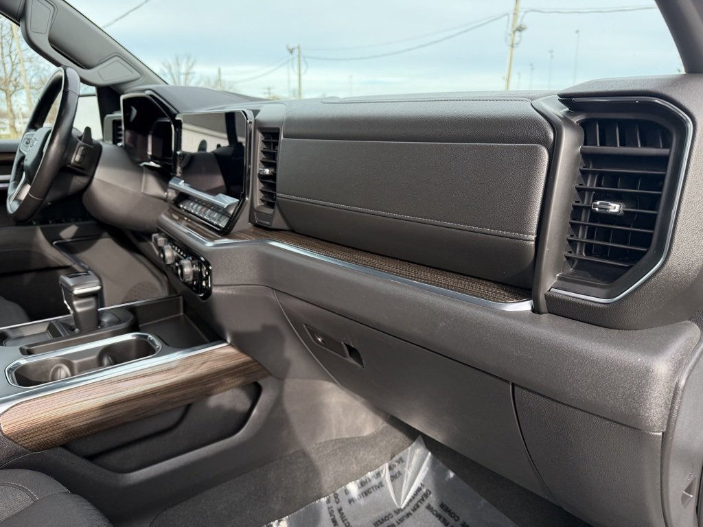 Used 2022 Chevrolet Silverado 1500 LT Trail Boss image 27