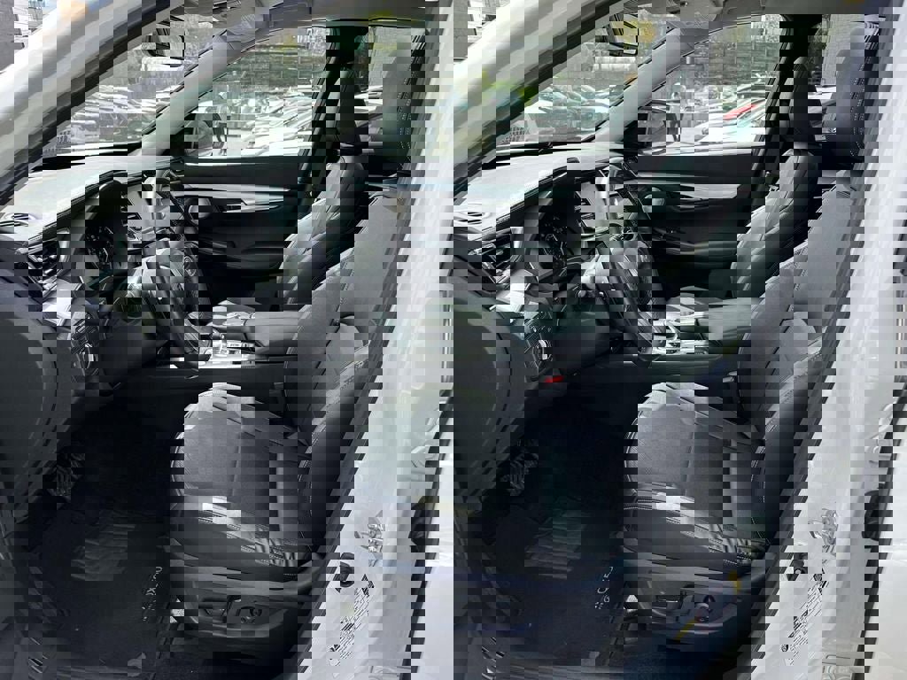 Used 2022 INFINITI QX50 Essential image 13