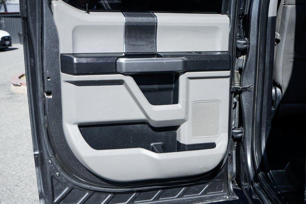 Used 2019 Ford F250 XLT AWD/4WD image 32