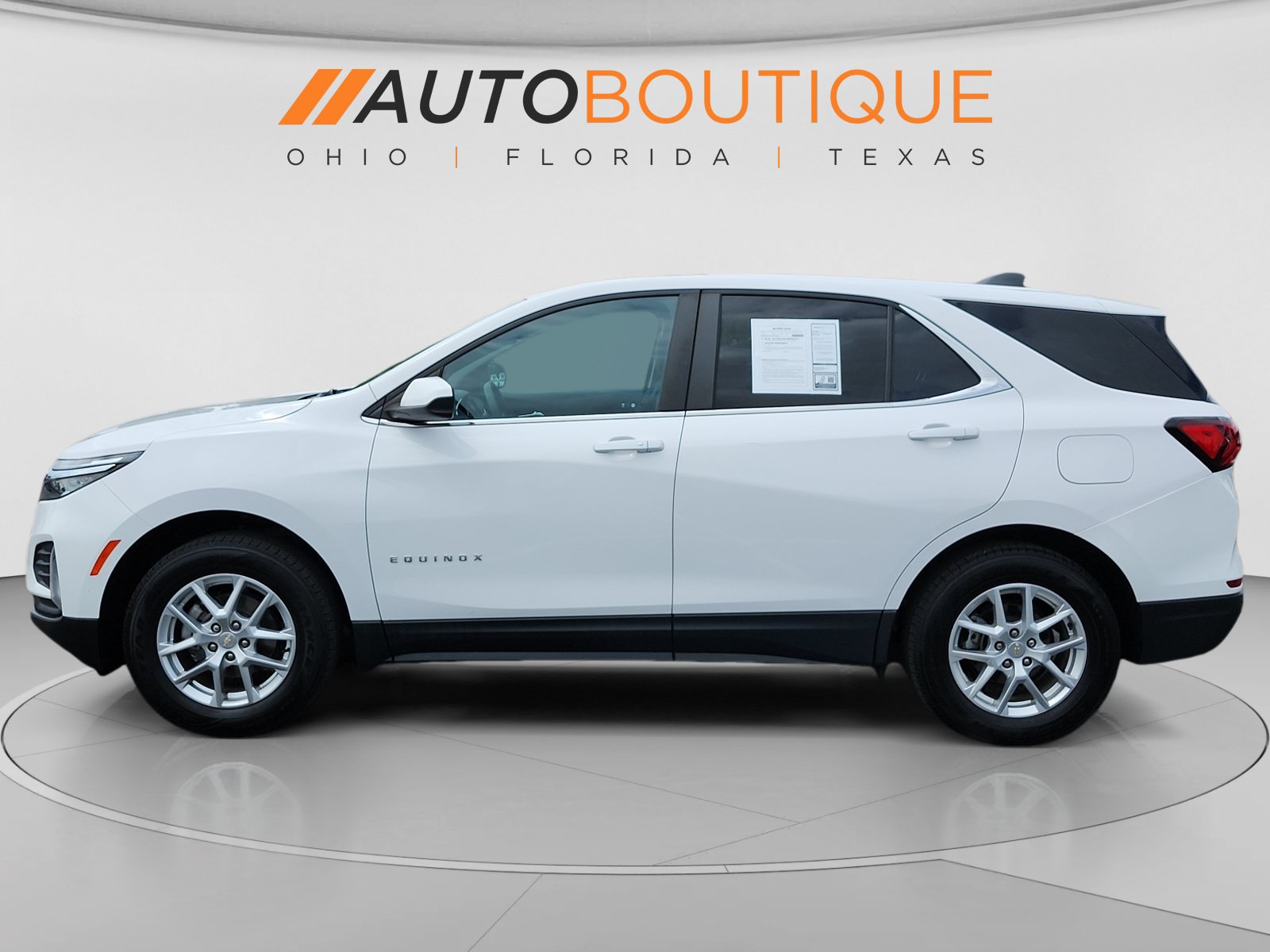 Used 2022 Chevrolet Equinox LT AWD/4WD image 2