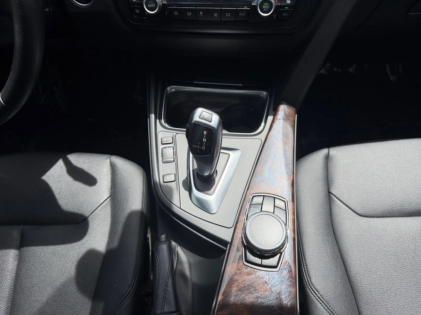 Used 2015 BMW 320i Sedan RWD image 20
