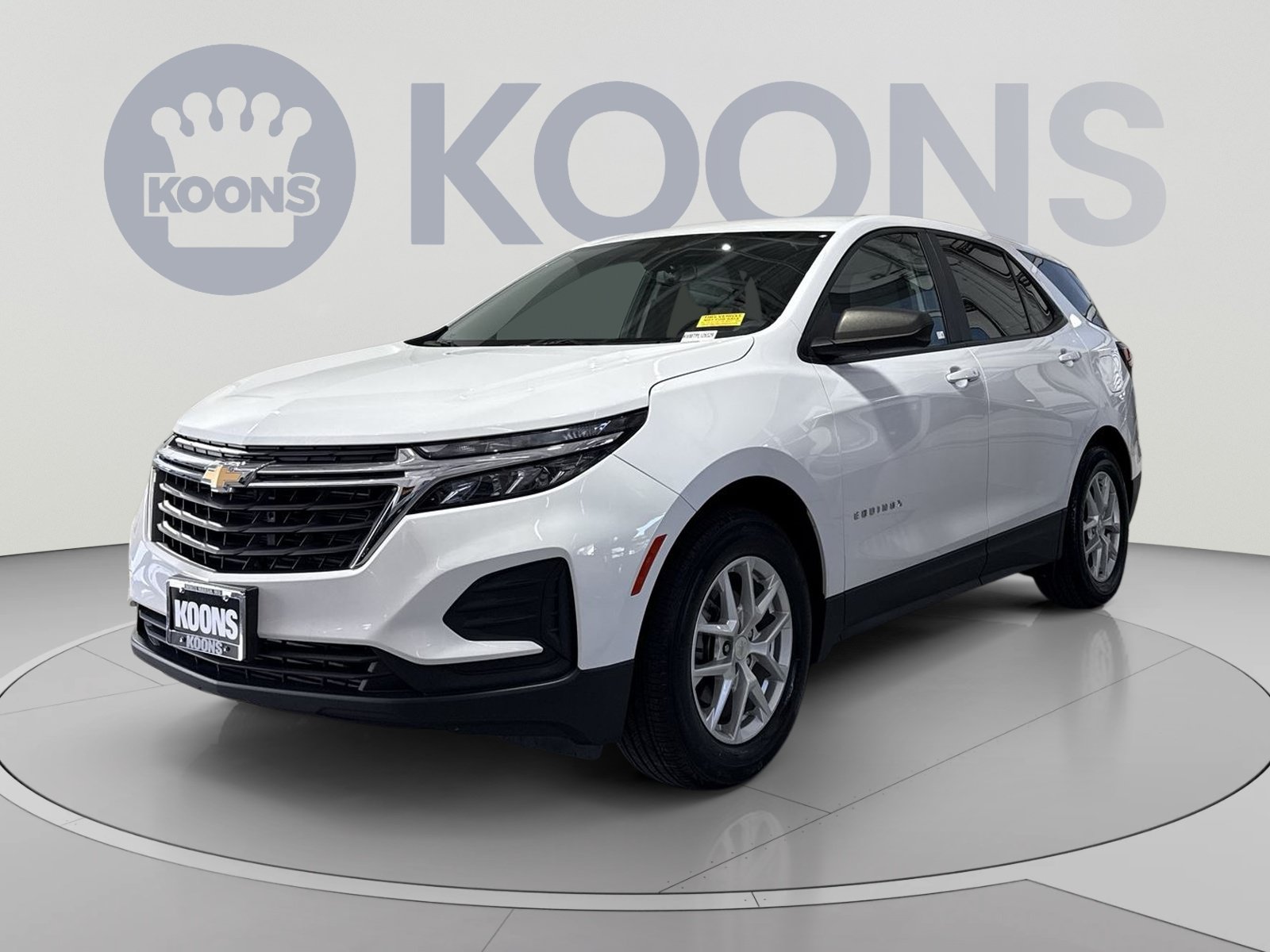 Used 2023 Chevrolet Equinox LS w/ LS Convenience Package FWD image 1