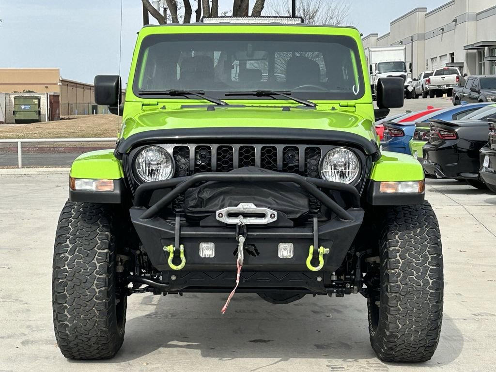 Certified 2021 Jeep Gladiator Willys image 11