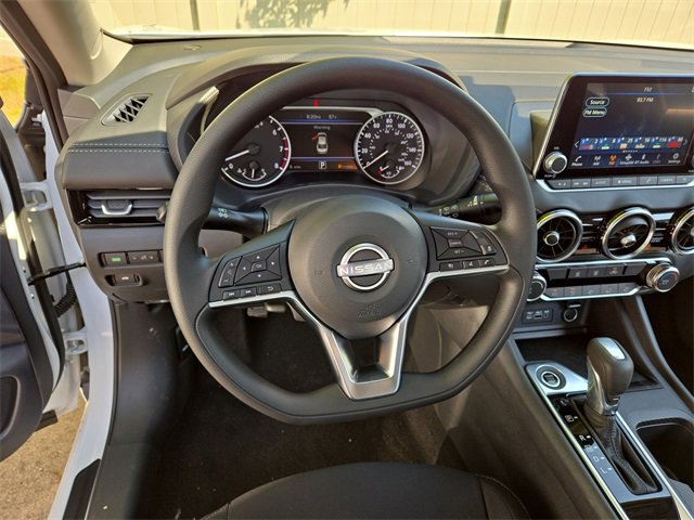 New 2025 Nissan Sentra SV image 32