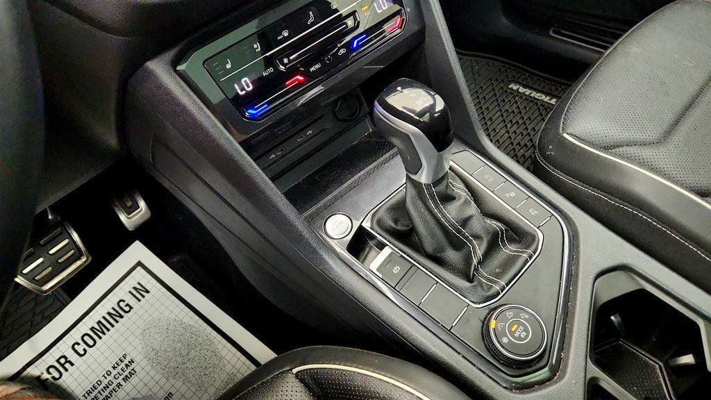 Used 2023 Volkswagen Tiguan SEL R-Line AWD/4WD image 18