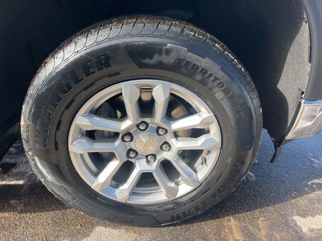 Used 2022 Chevrolet Silverado 1500 LT image 12