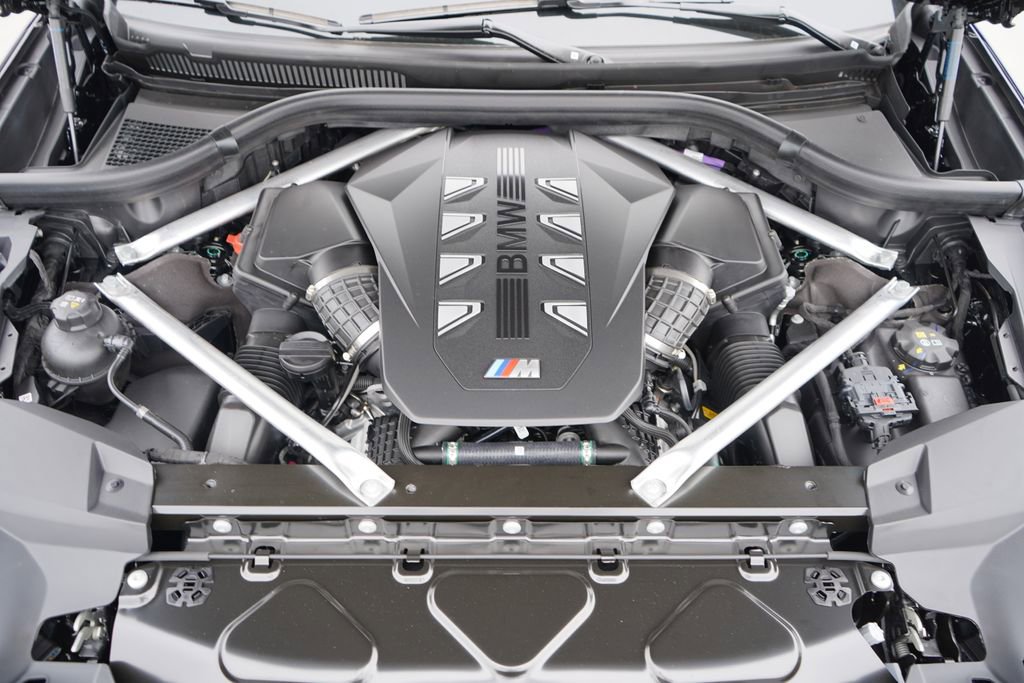 New 2026 BMW X7 M60i image 21