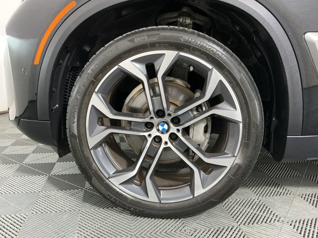 Certified 2024 BMW X5 sDrive40i w/ Premium Package RWD image 34