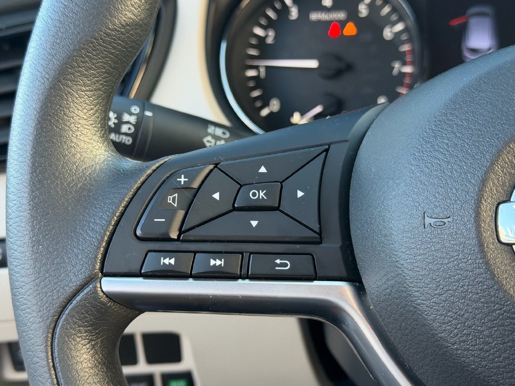 Certified 2020 Nissan Rogue Sport SV FWD image 25