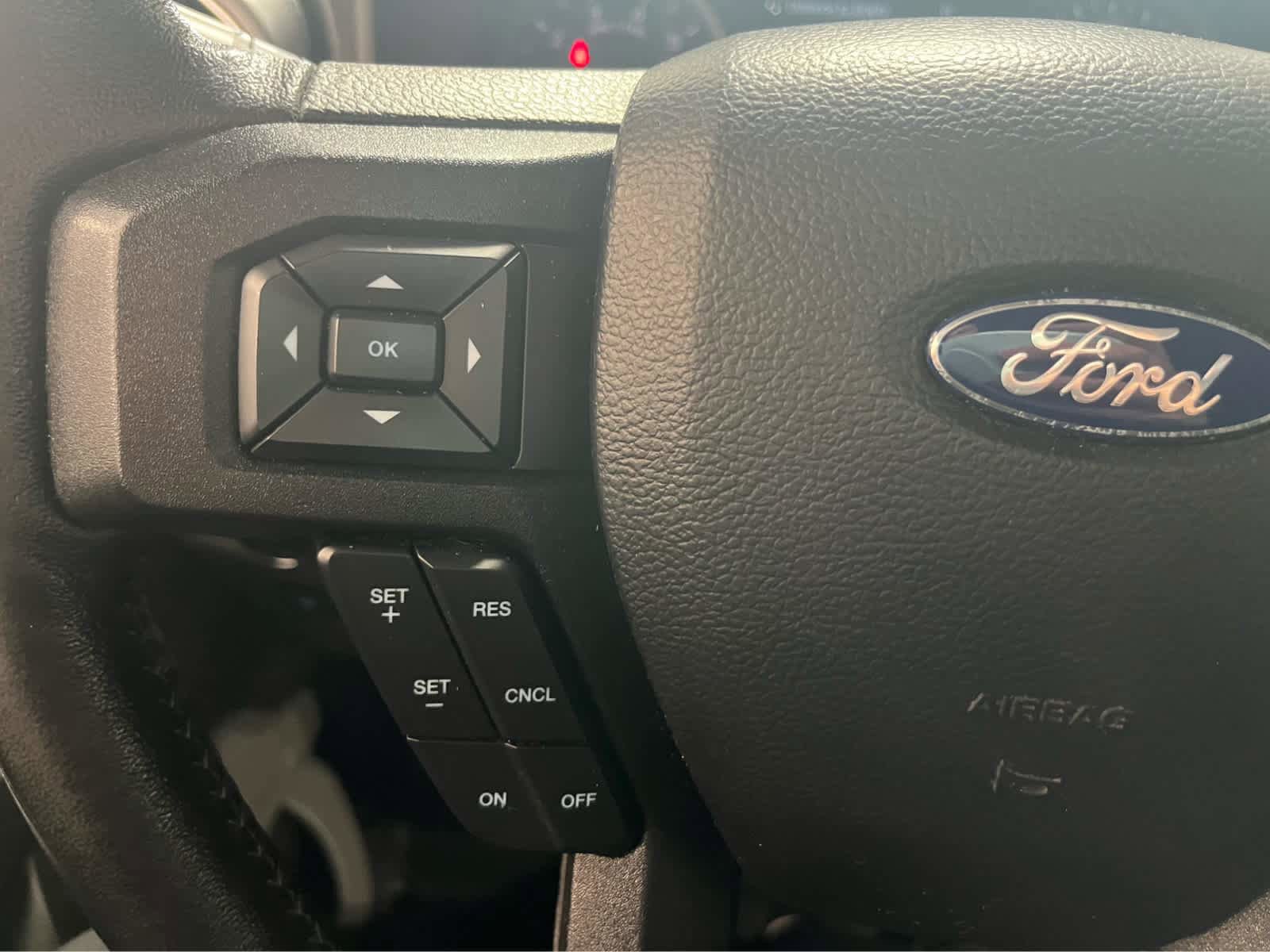 Used 2020 Ford F150 XLT w/ Equipment Group 302A Luxury AWD/4WD image 27