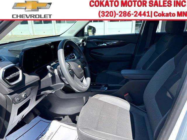 Used 2025 Chevrolet TrailBlazer LT AWD/4WD image 15