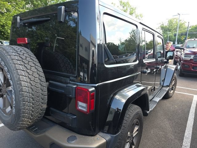 Used 2017 Jeep Wrangler Unlimited Sahara AWD/4WD image 8
