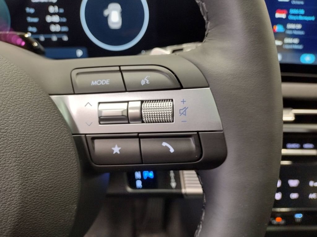 New 2026 Hyundai Tucson Limited image 32