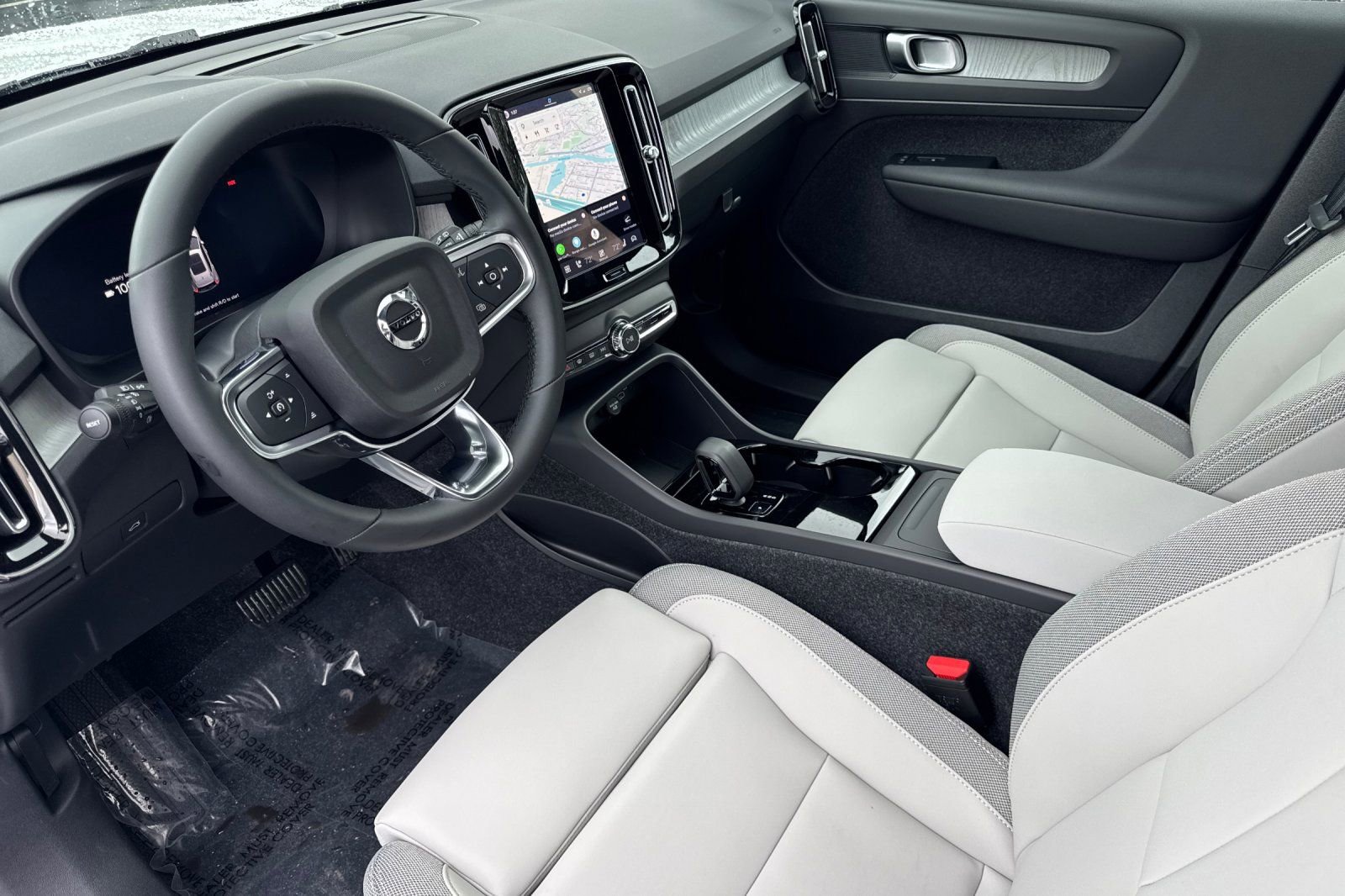 New 2026 Volvo EX40 Plus w/ Climate Package image 13