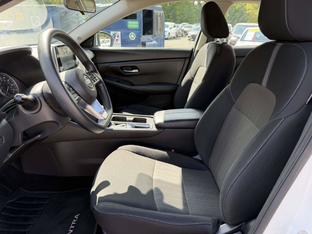 Used 2024 Nissan Sentra SV FWD image 16