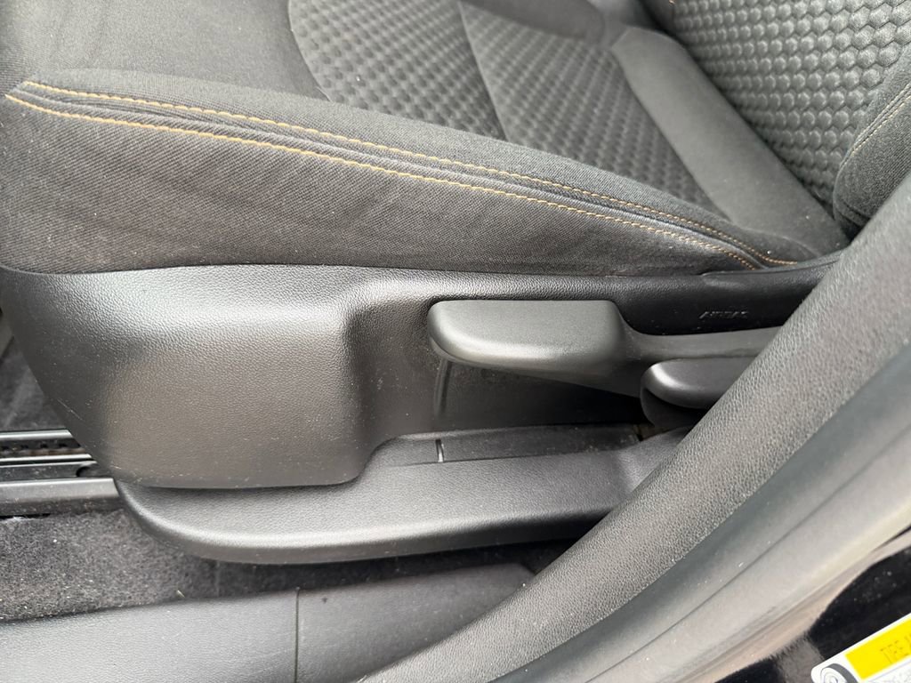 Used 2019 GMC Terrain SLE w/ LPO, Floor Liner Package image 13