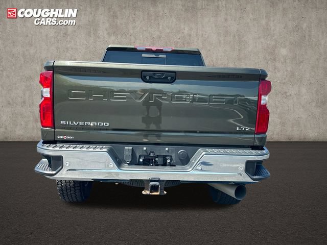 Used 2022 Chevrolet Silverado 2500 LTZ w/ LTZ Plus Package AWD/4WD image 6