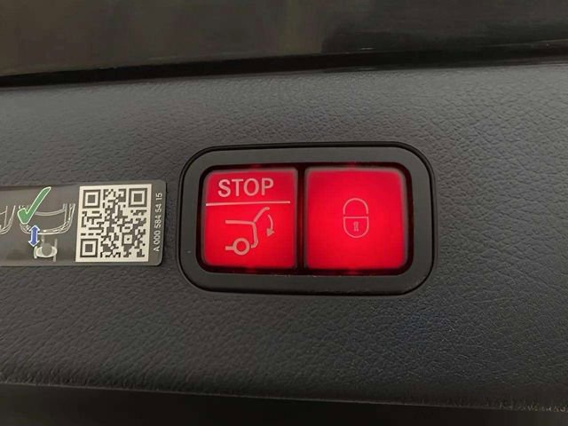 Used 2023 Mercedes-Benz EQS 580 4MATIC Sedan image 7