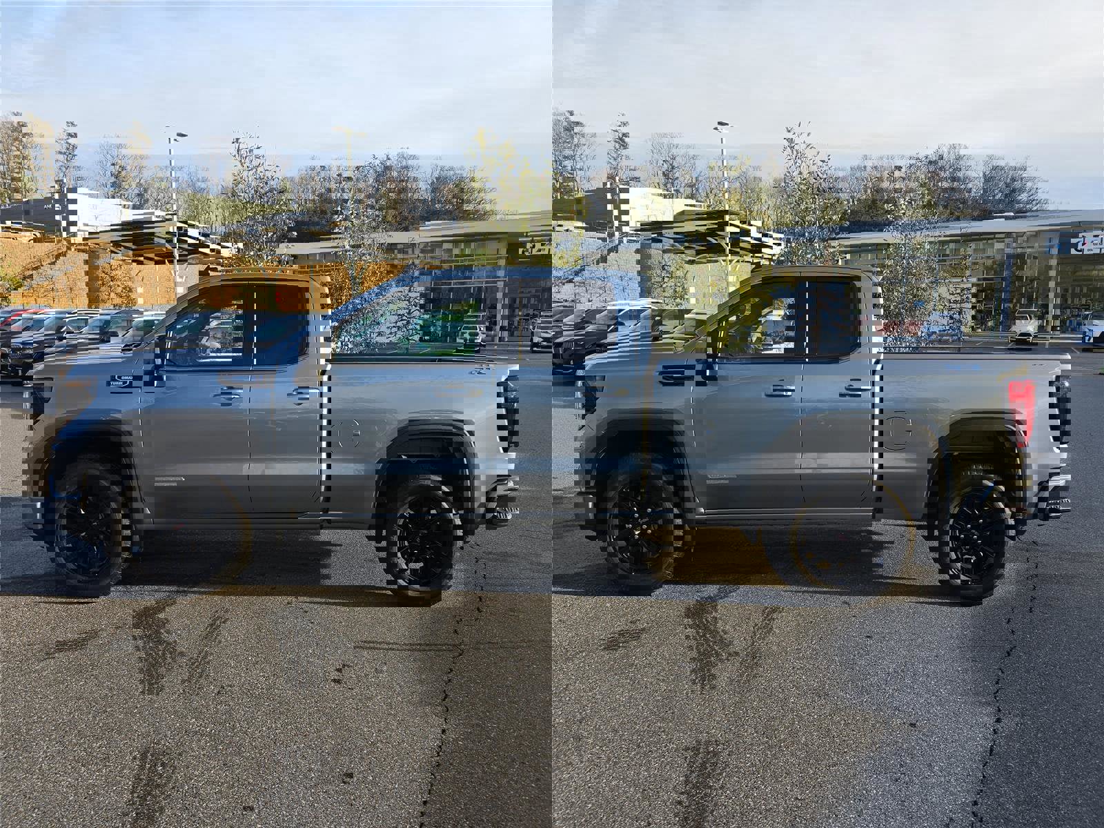 Used 2024 GMC Sierra 1500 Elevation image 6