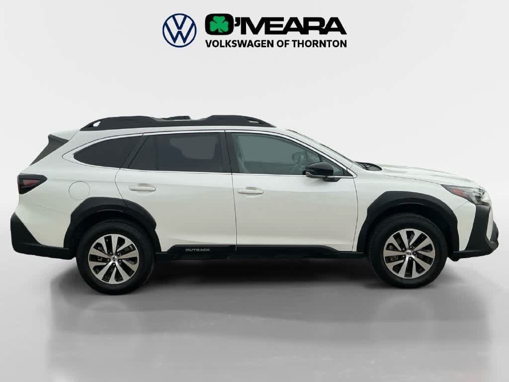 Used 2023 Subaru Outback Premium AWD/4WD image 6