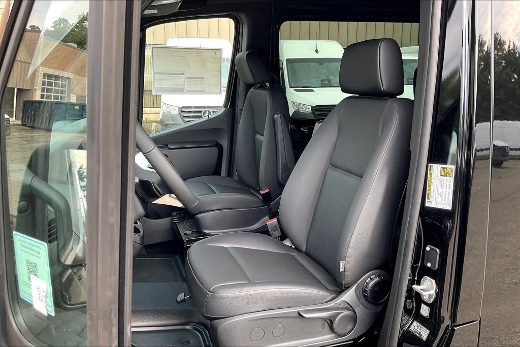 New 2026 Mercedes-Benz Sprinter 2500 image 8