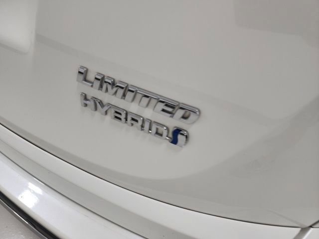 Used 2017 Toyota RAV4 Limited w/ Protection Package image 14