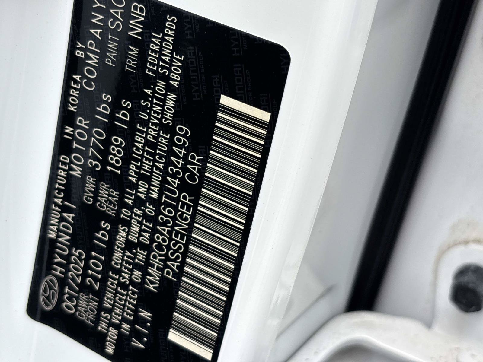 Used 2026 Hyundai Venue SEL FWD image 29