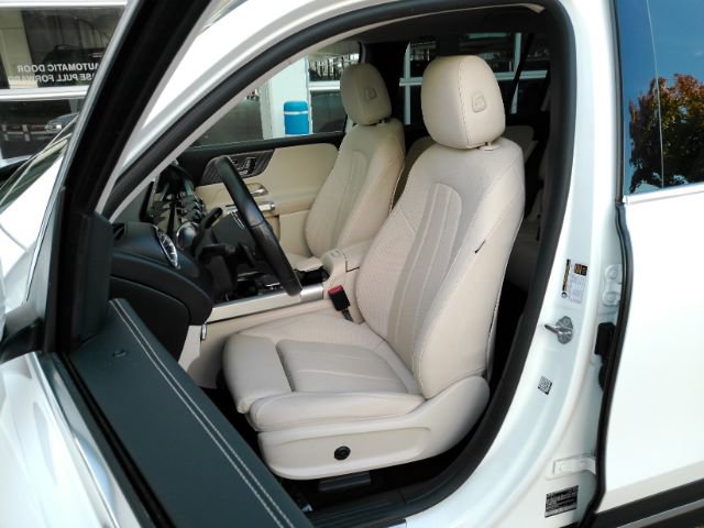 Used 2022 Mercedes-Benz EQB 300 4MATIC image 14