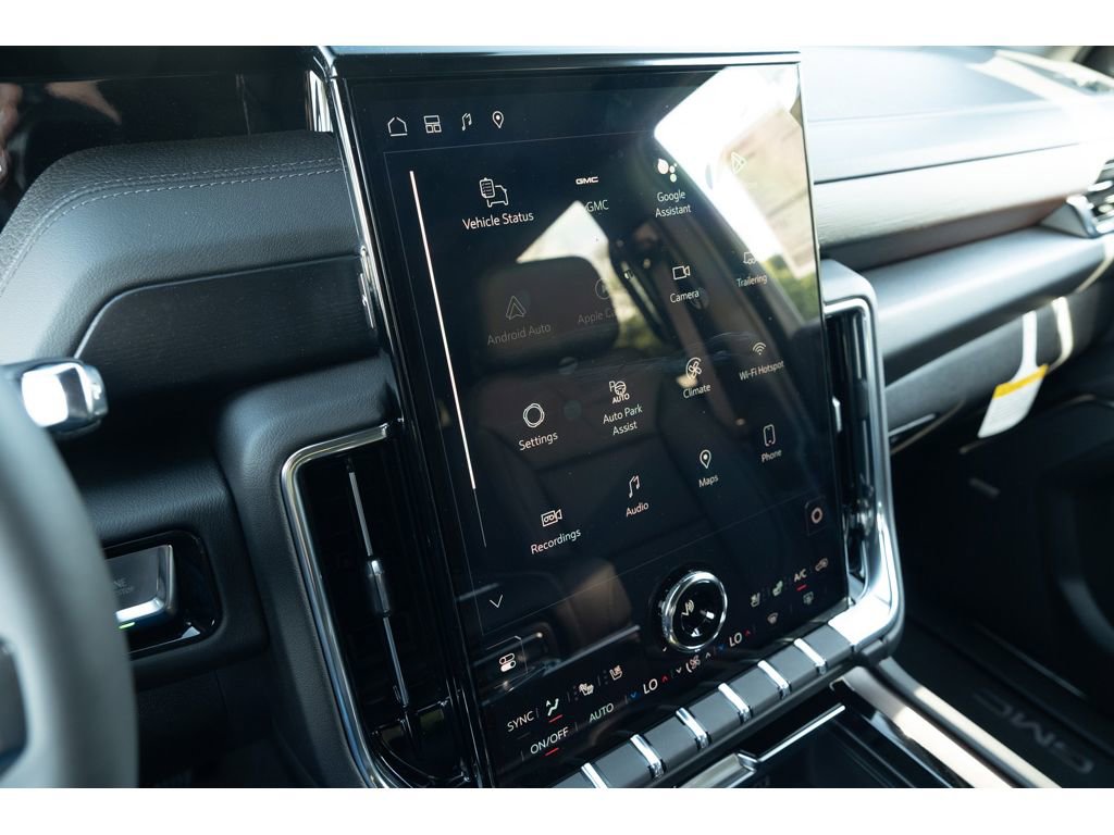 New 2026 GMC Yukon Denali AWD/4WD image 24