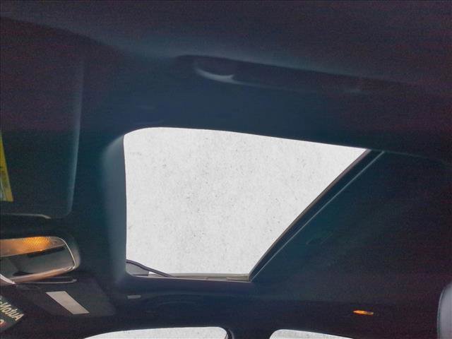 Used 2022 Dodge Charger SXT w/ Leather Interior Group image 16