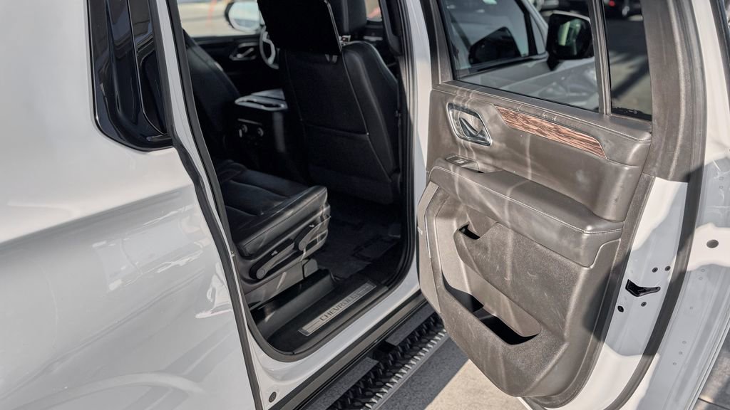 Used 2022 Chevrolet Suburban Z71 w/ Z71 Off-Road Package image 34