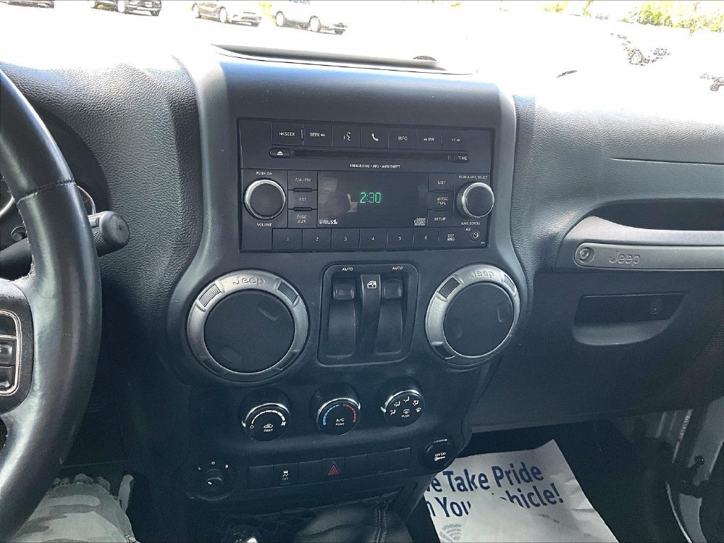 Used 2013 Jeep Wrangler Sport AWD/4WD image 29