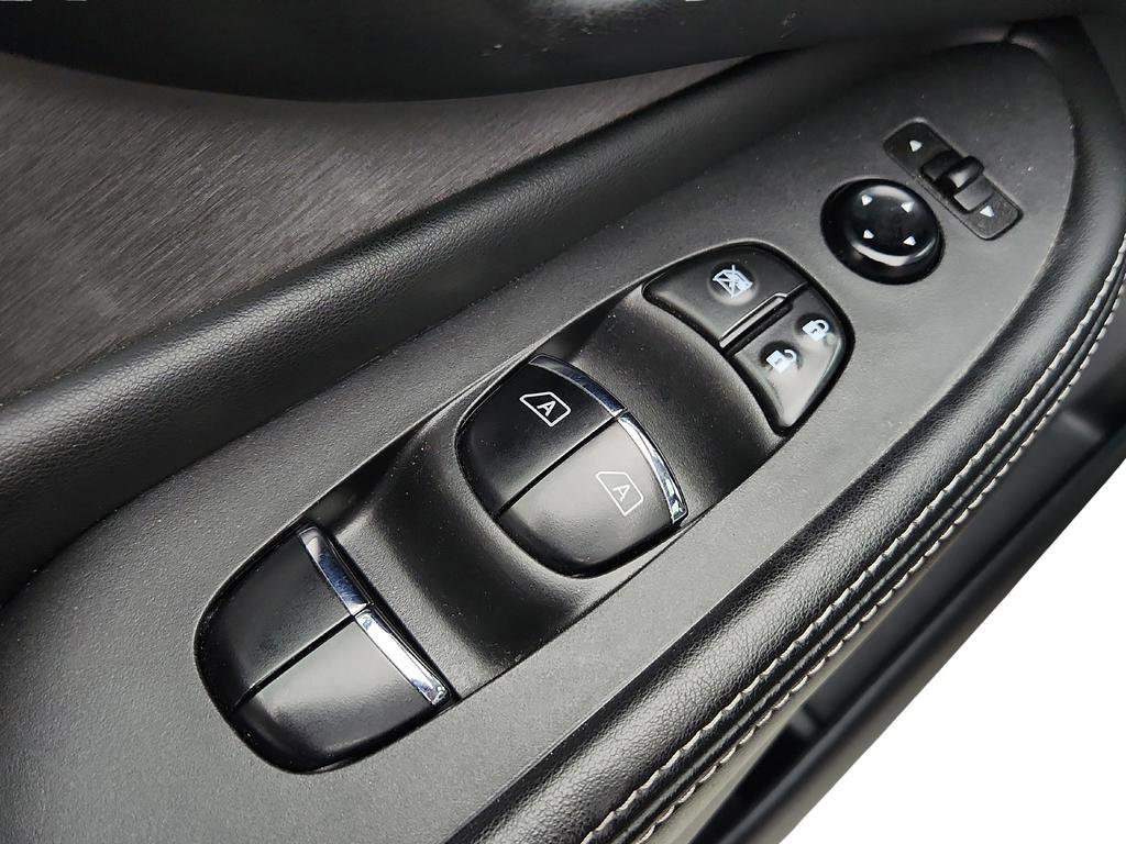 Used 2022 Nissan Murano SL w/ SL Moonroof Package image 27