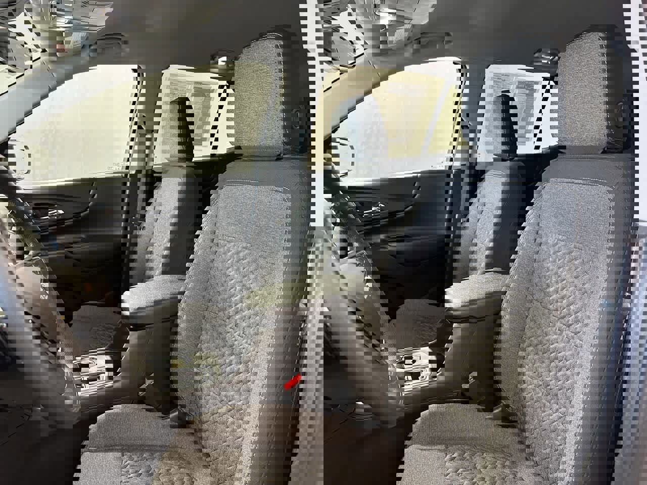 Used 2023 Chevrolet Equinox LT w/ LPO, Floor Liner Package image 11