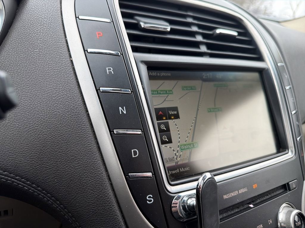 Used 2016 Lincoln MKX Reserve w/ Technology Package image 26