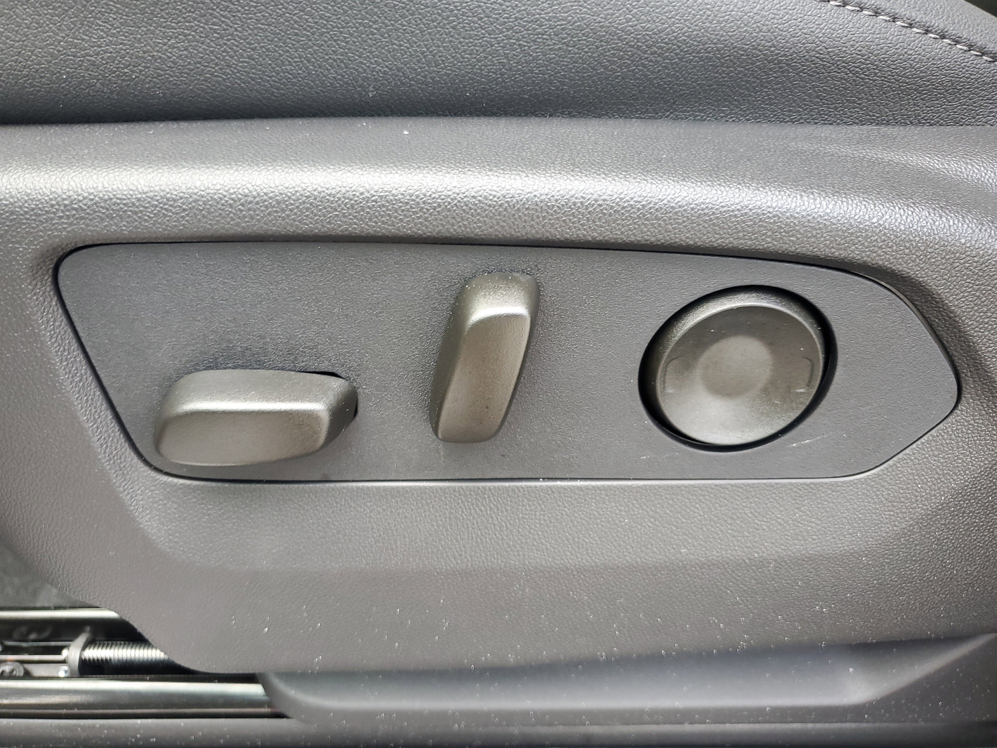 New 2026 GMC Sierra 1500 SLT image 20