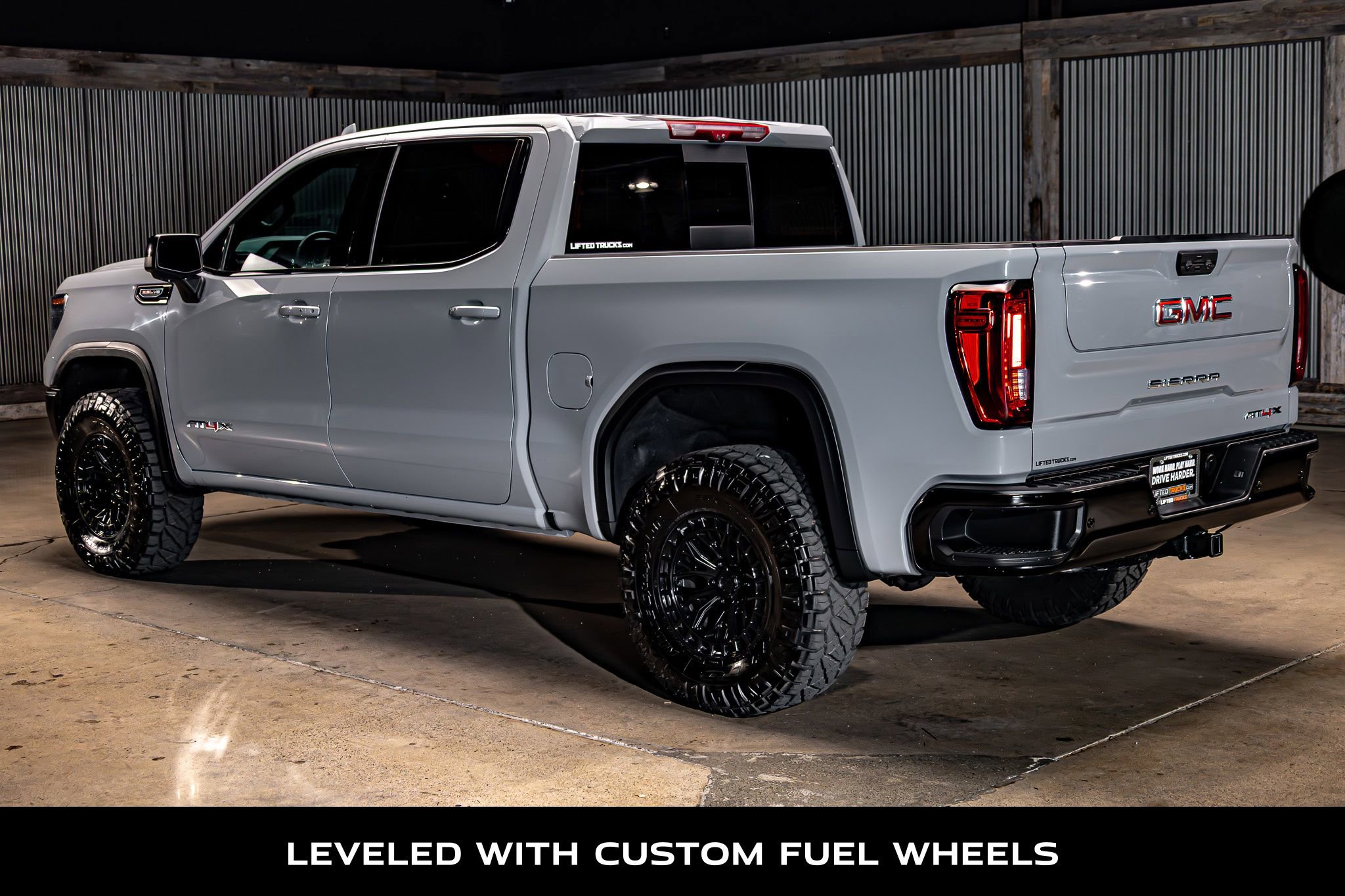 Used 2025 GMC Sierra 1500 AT4X image 6