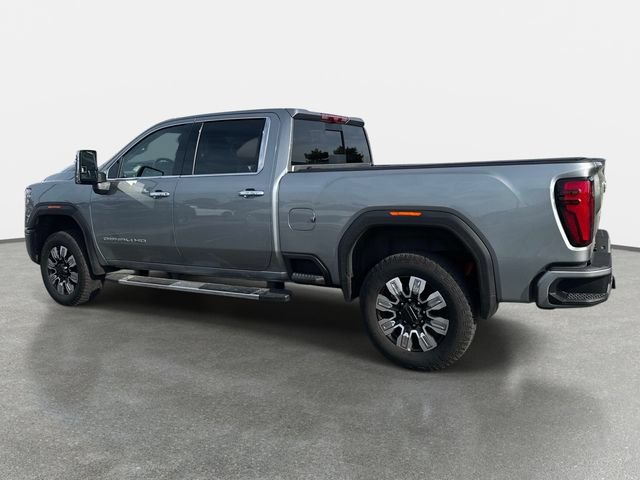 Used 2025 GMC Sierra 2500 Denali w/ Technology Package AWD/4WD image 3